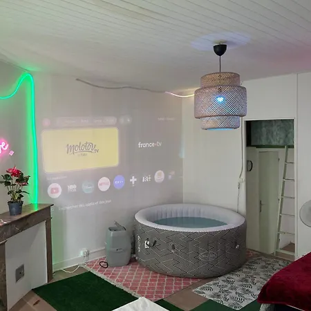 Un Jacuzzi Dans Le Centre