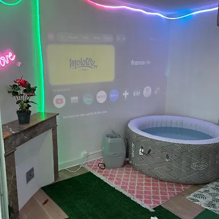 Un Jacuzzi Dans Le Centre *