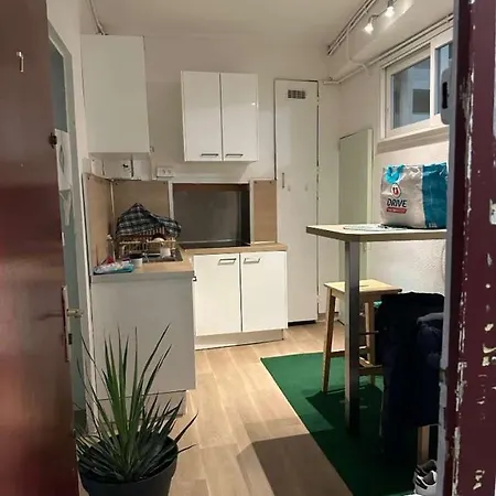 Un Jacuzzi Dans Le Centre Apartment Bordeaux